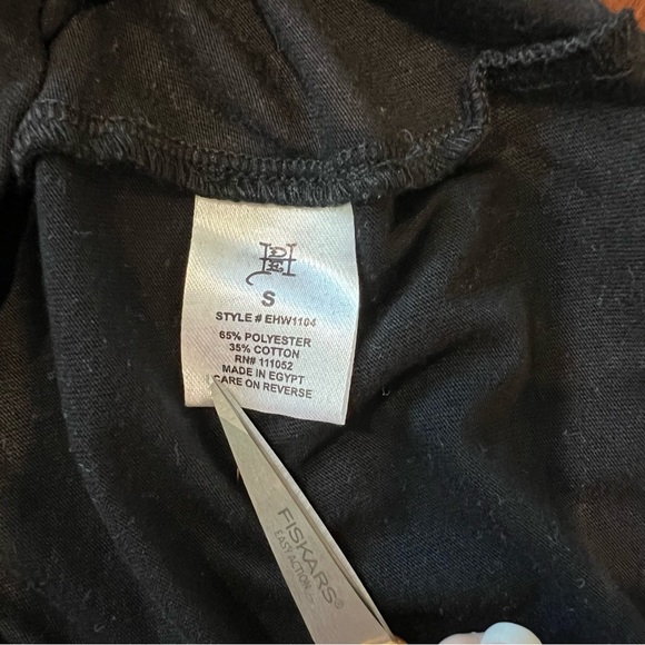 Ed Hardy Tiger ‘Love Runs Wild’ Juniors Crop Top - Picture 2 of 5